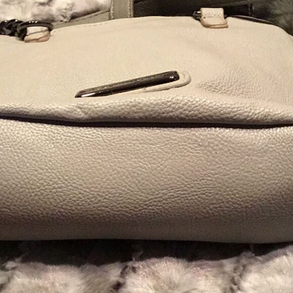 Steve Madden Gray Faux Leather Crossbody Bag - Picture 5 of 7
